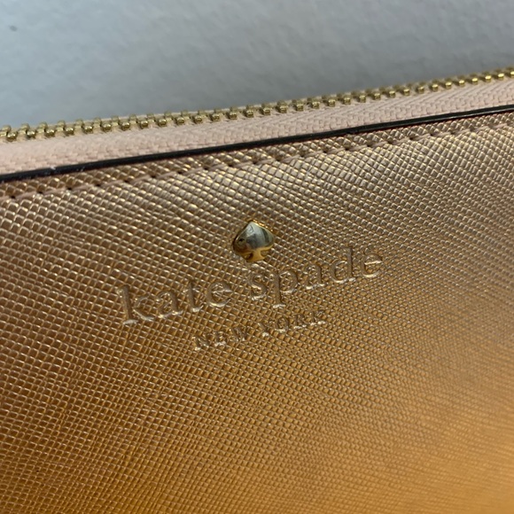Kate Spade Wallet - Picture 2 of 5